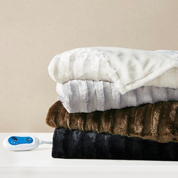Heated Duke Faux Fur Heated Throw