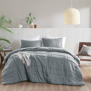 Walker Soft Washed Pleated Comforter Set