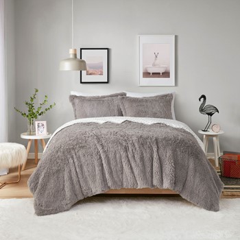 Intelligent Design Cassie Ombre Shaggy Faux Fur Comforter Set