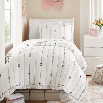 Wholesale Intelligent Design Liv Quilt Set