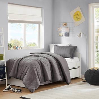 Wholesale Super Listing Logan Striped Reversible Pintuck Pleated Duvet Set