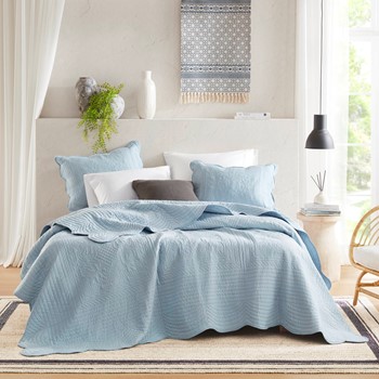 Tuscany 3 Piece Reversible Scalloped Edge Quilt Set