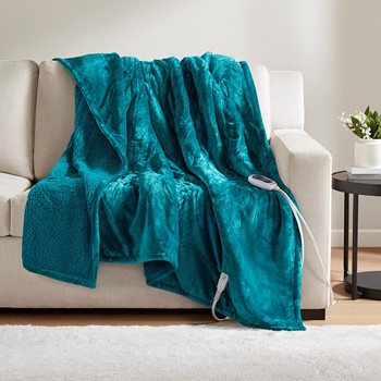 Wholesale Beautyrest Heated Microlight to Berber Throw