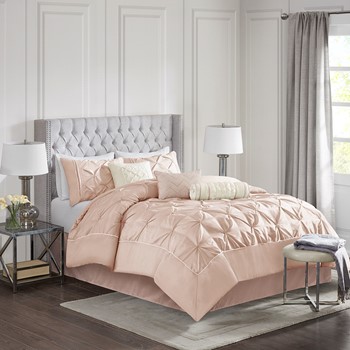 Wholesale Madison Park Laurel 7 Piece Tufted Comforter Set