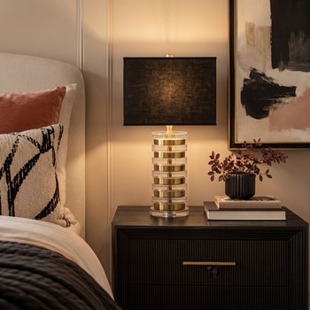 Wholesale Nicole Miller Elowen Acrylic Disc Table Lamp
