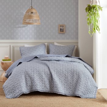Wholesale Madison Park Linwood Ruffle Printed Quilt Set