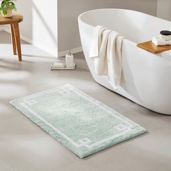 Evan Cotton Tufted Bath Rug