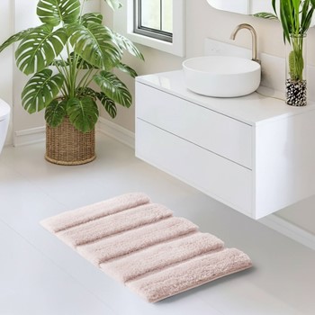 Wholesale Madison Park Tufted Pearl Channel Rug