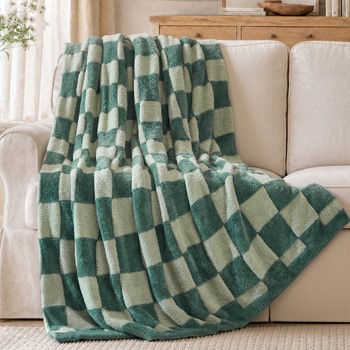 Wholesale Madison Park Checkerboard Feathersoft Fur Knit Throw