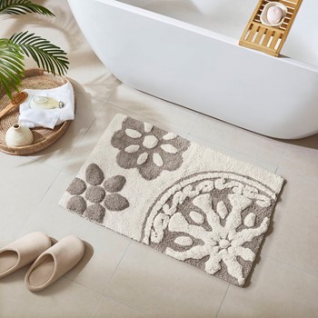 Casablanca Medallion Cotton Tufted Bath Rug