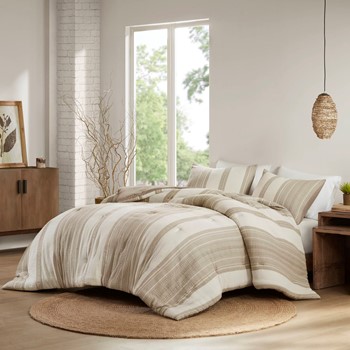 Mesa Comforter Set