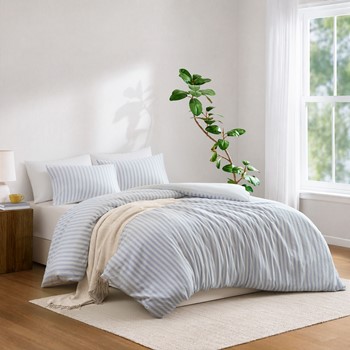 Wholesale Madison Park Etta Duvet set