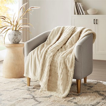 Wholesale Beautyrest Zuri Oversized Faux Fur Heated Throw