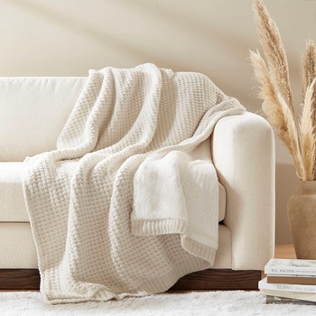 Wholesale Madison Park Rowan Waffle Knit Chenille Throw