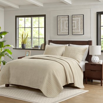 Velvet Touch 3 Piece Luxurious Oversized Quilt Set