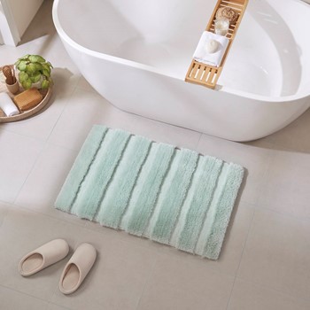 Wholesale Madison Park Tufted Pearl Channel Rug