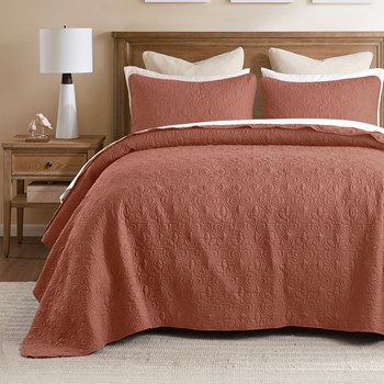 Wholesale Madison Park Quebec Reversible Bedspread Set