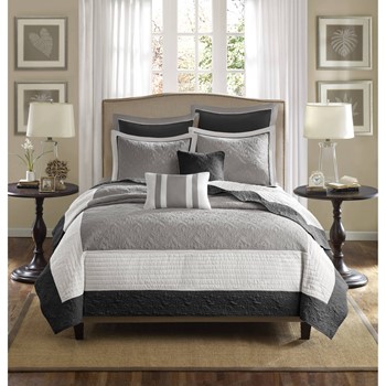 Attingham 7 Piece Quilt Set with Euro Shams and Throw Pillows