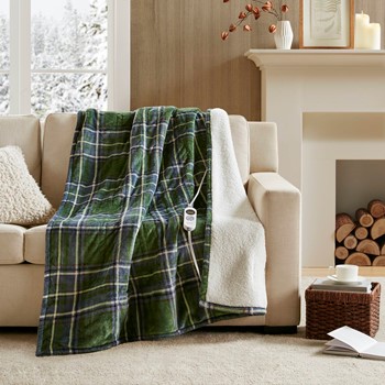 Wholesale Woolrich Print Plush to Sherpa Heated Throw