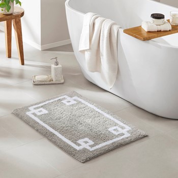 Evan Cotton Tufted Bath Rug